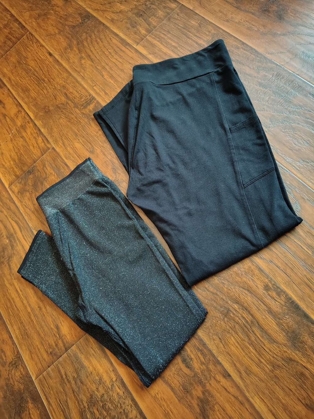 Black leggings bundle of 2 Size XL All in Motion glittery Active wear Casual